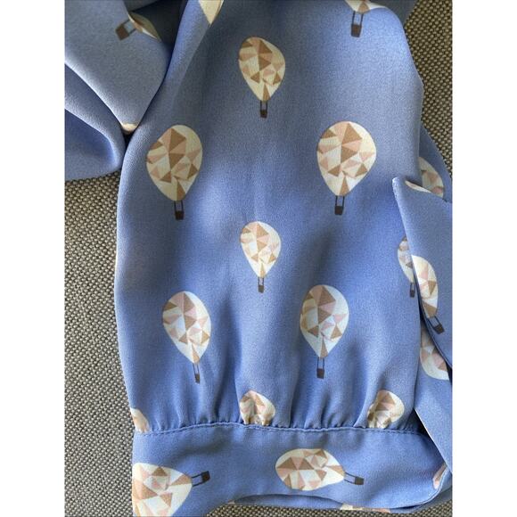 41 Hawthorn Blue Allover Hot Air Balloon Vneck Blouse Shirt Top Womens Medium - Picture 7 of 7